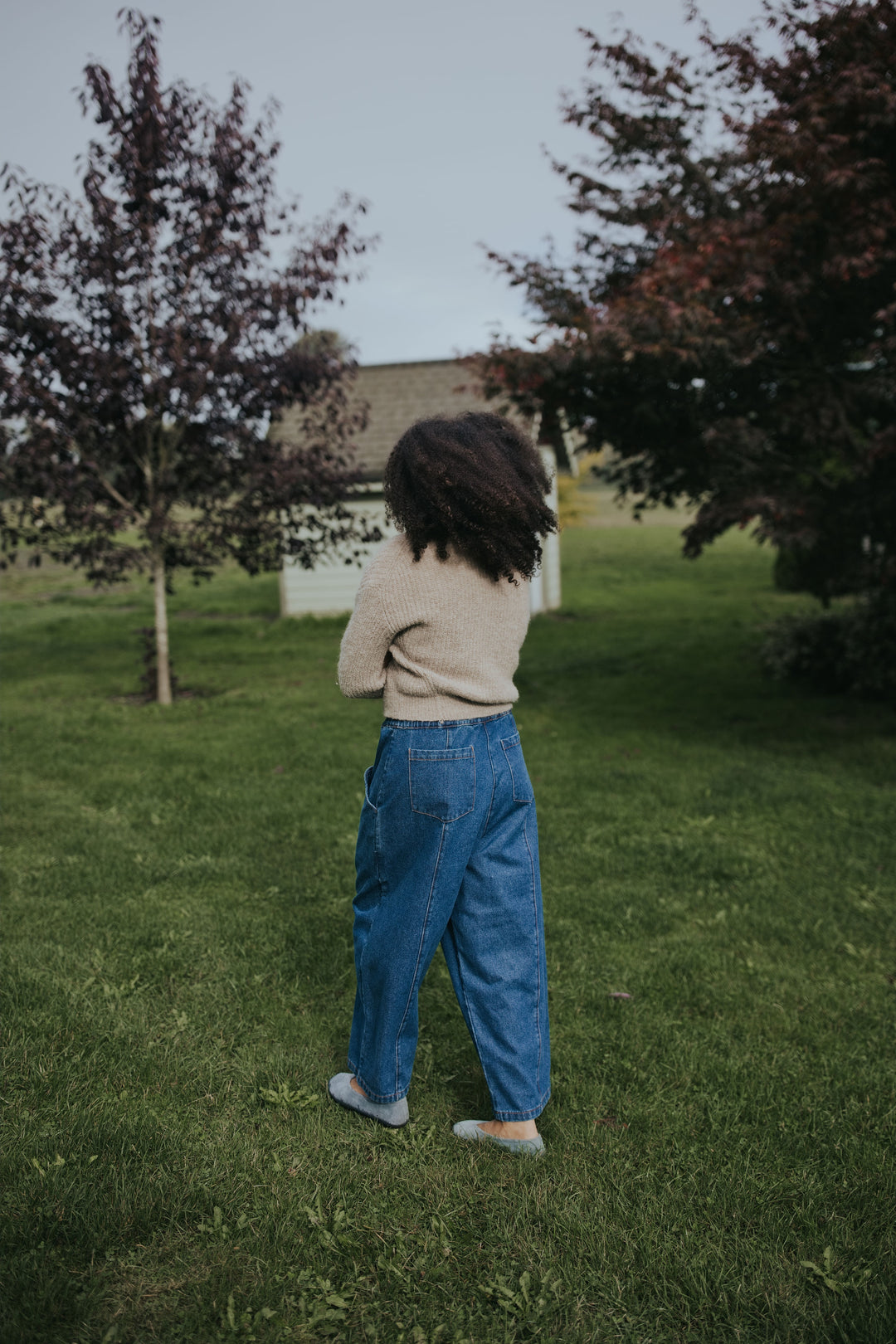 Back view of the Indigo Balloon Jean Pant
