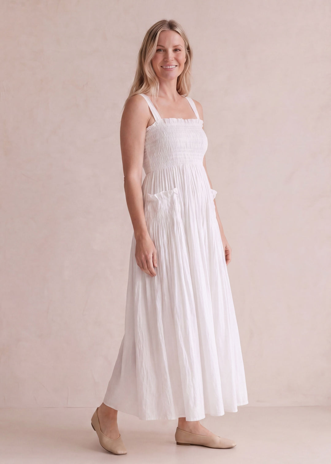 Heritage Smocked Pocket Dress in Cotton Gauze