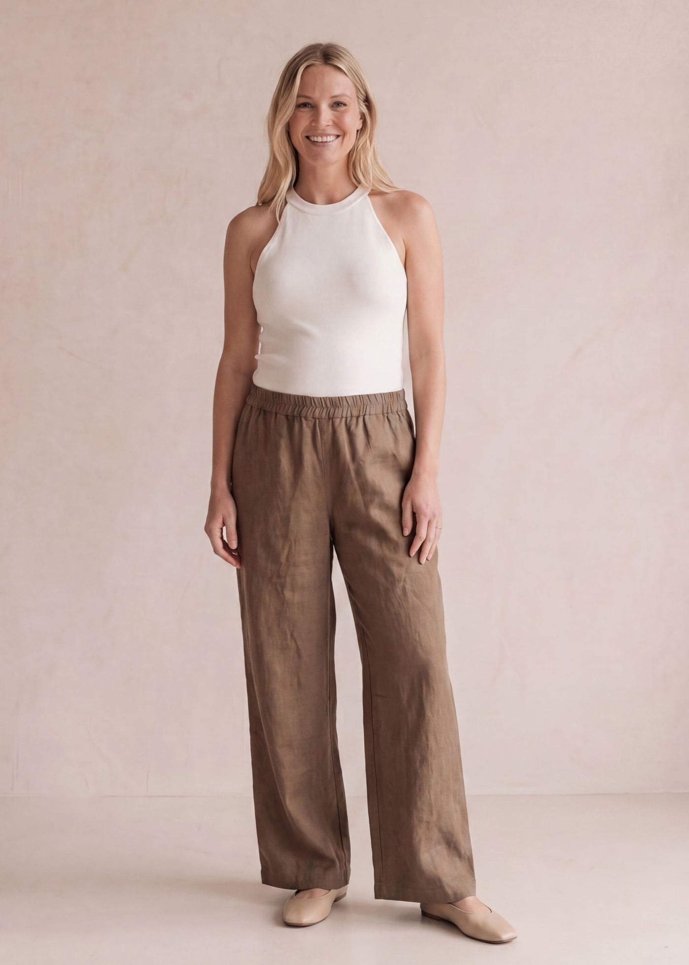 Relaxed Wide Leg Pant in Linen