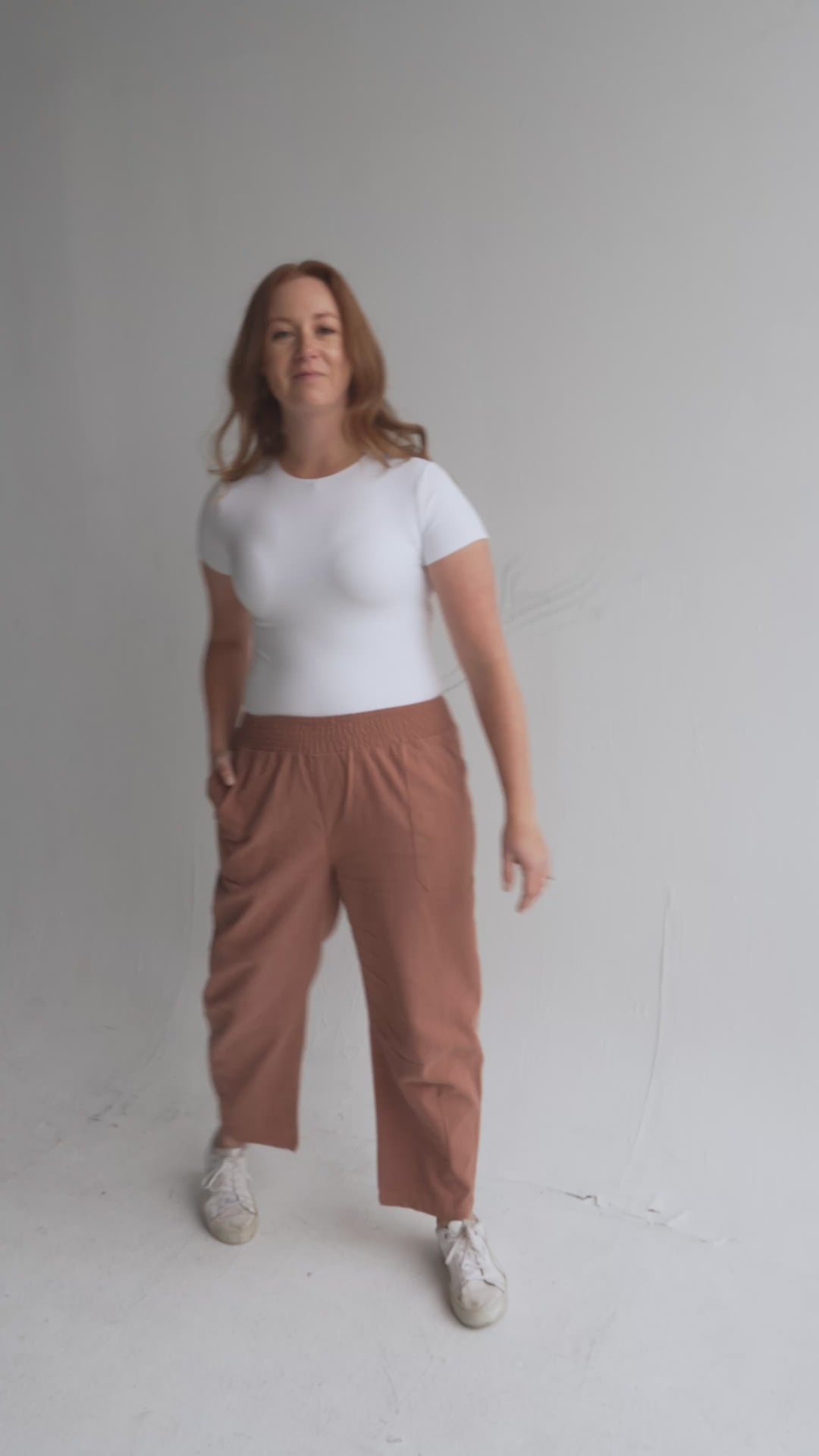 The Everyday Barrel Pant in Linen/Cotton