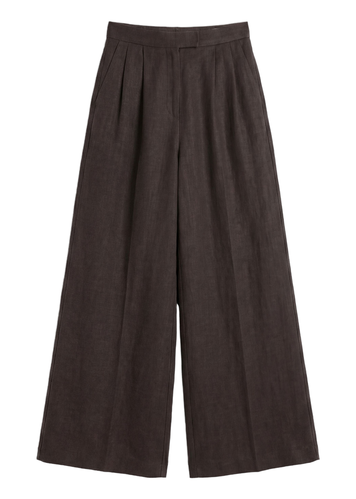 The Margot Pleated Wide Leg Pant in sandwashed linen, laid flat.